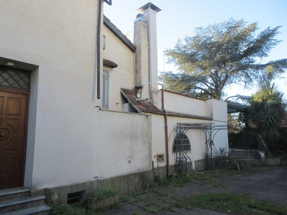 #11858 Ristorante con pertinenze in vendita - foto 4