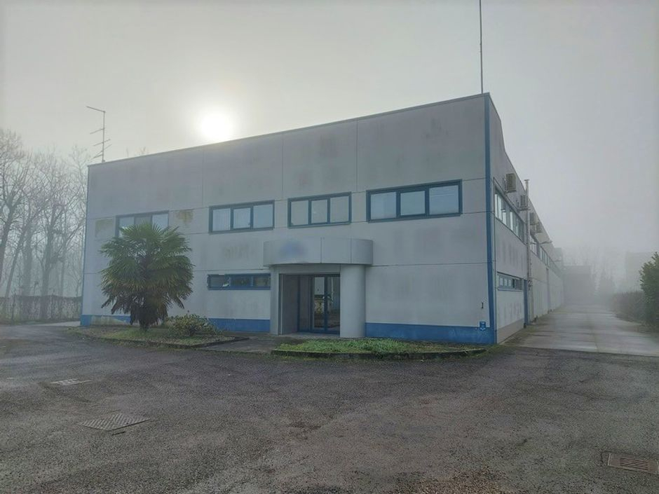 #11872 Capannone artigianale con uffici in vendita - foto 1