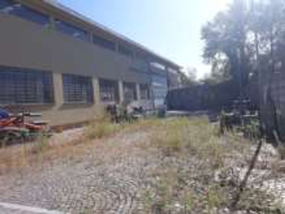 #12086 Capannone con area pertinenziale e abitazione custode in vendita - foto 2