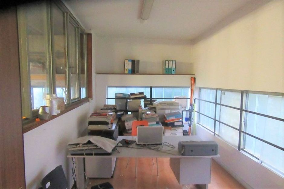 #12108 Capannone commerciale con corte privata in vendita - foto 5