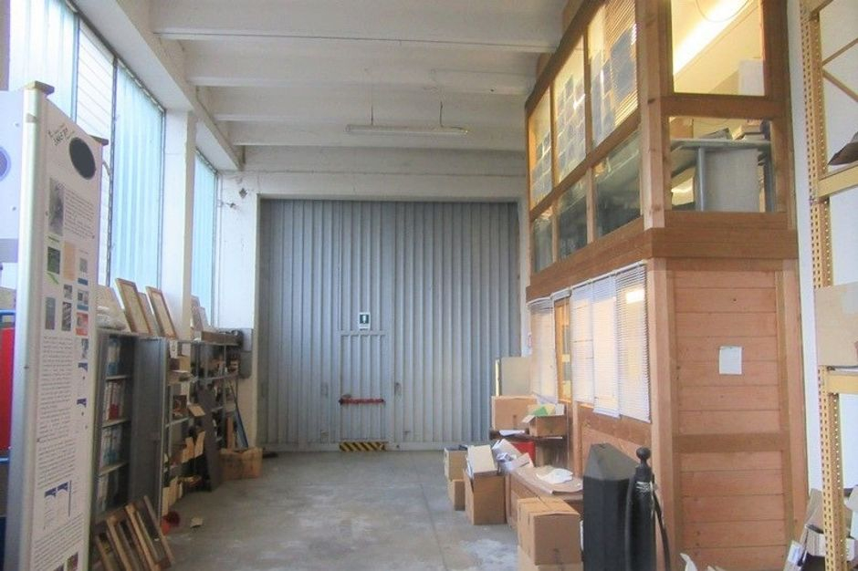 #12108 Capannone commerciale con corte privata in vendita - foto 9