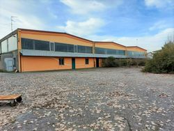 Craft complex with appurtenances - Lote 12252 (Subasta 12252)