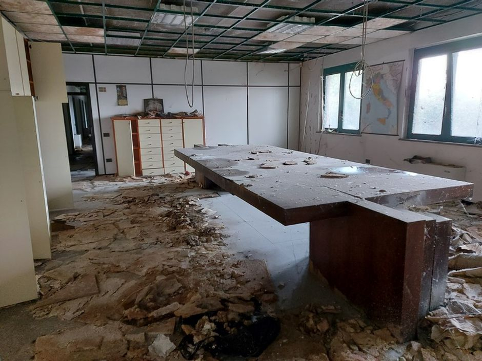 #12252 Complesso artigianale con pertinenze in vendita - foto 17