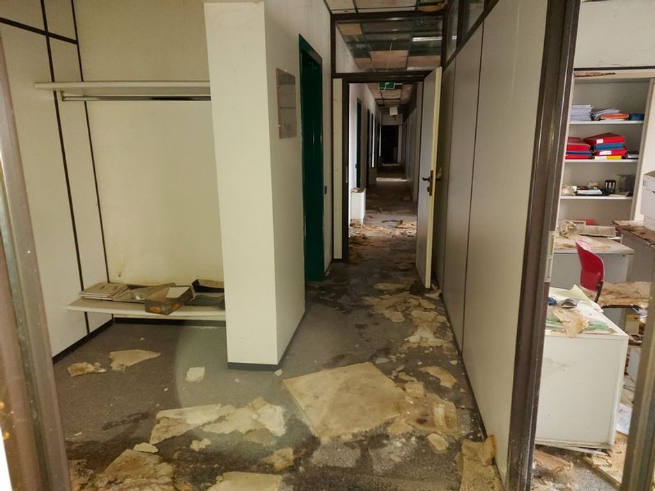 #12252 Complesso artigianale con pertinenze in vendita - foto 19