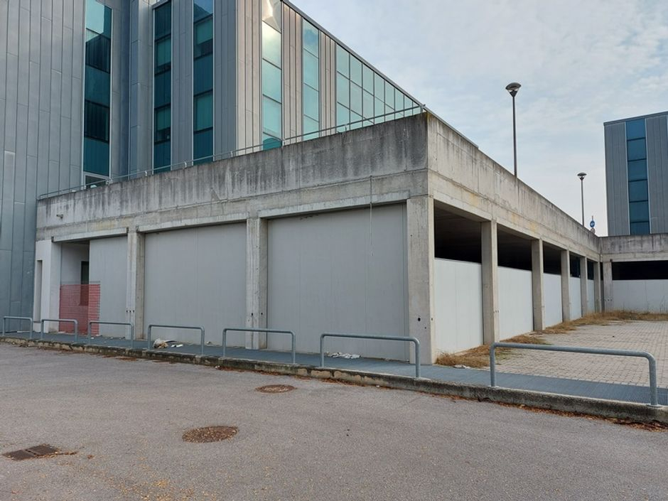 #12258 Complesso commerciale in corso di costruzione in vendita - foto 2