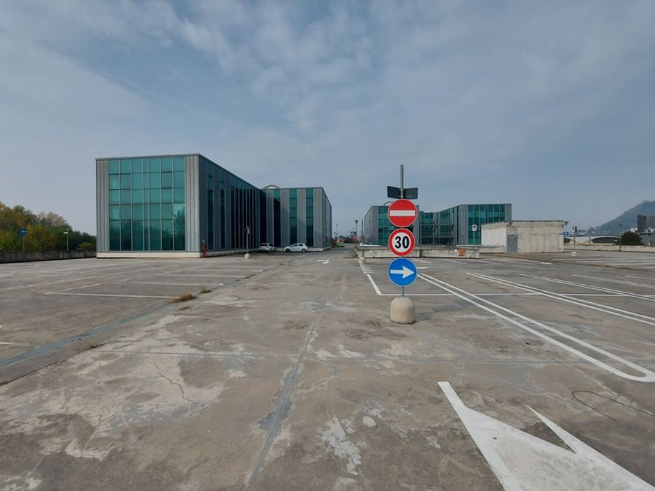 #12258 Complesso commerciale in corso di costruzione in vendita - foto 5