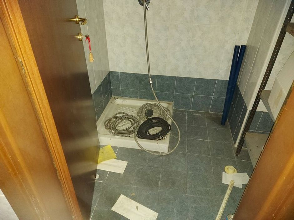 #12278 Porzione di capannone con servizi in vendita - foto 7
