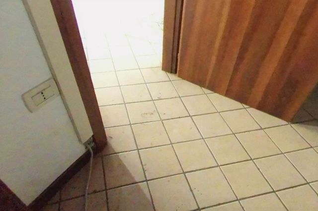 Negozi in vendita