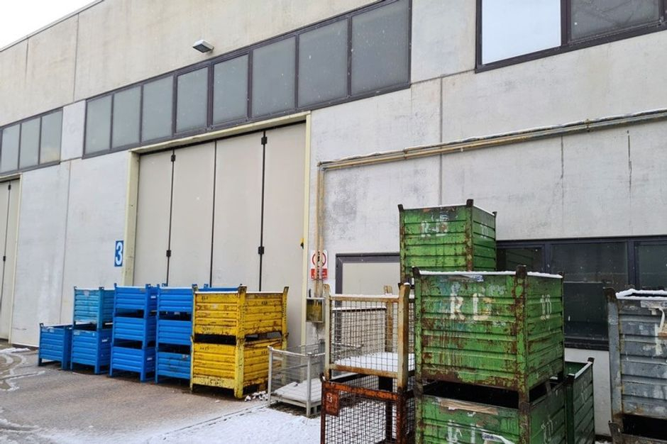 #12290 Porzione di capannone in zona artigianale in vendita - foto 2