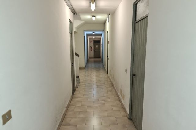 Negozi in vendita