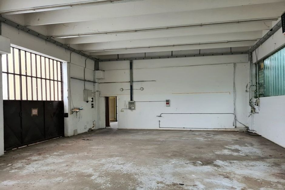 #12296 Edificio produttivo con deposito e alloggio in vendita - foto 13