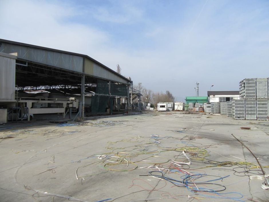 #12351 Due Complessi industriali con terreni in vendita - foto 4