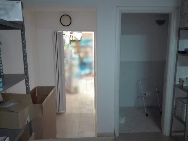 Negozi in vendita