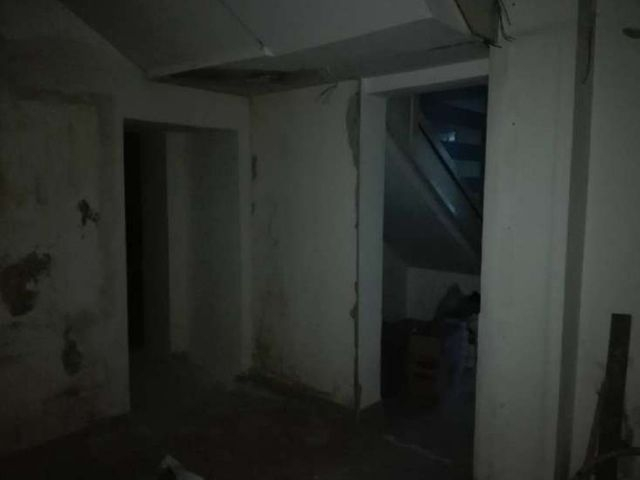 Negozi in vendita
