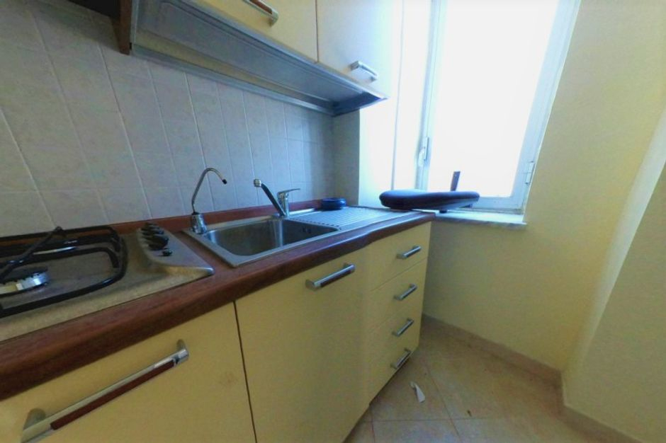 #12433 Capannone per magazzino con uffici grezzi in vendita - foto 6