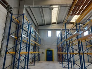 Capannoni artigianali in vendita