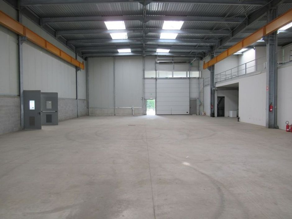 #12495 Porzione di capannone industriale con abitazione custode in vendita - foto 3