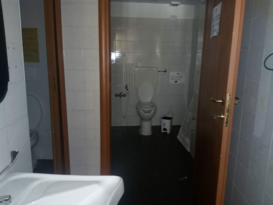 #12498 Negozio in zona centrale in vendita - foto 2