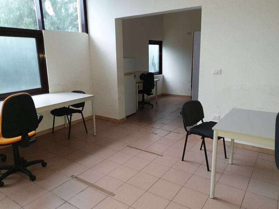 #12515 Capannone industriale con area di pertinenza in vendita - foto 10