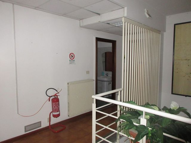 Con servizi in vendita