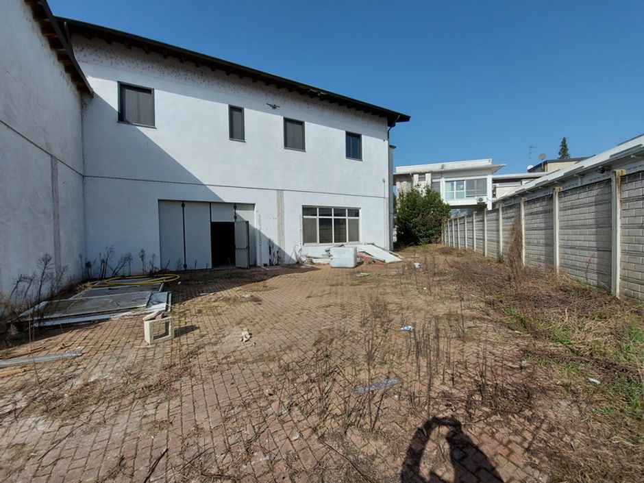#12563 Capannone con garage e abitazione in vendita - foto 14