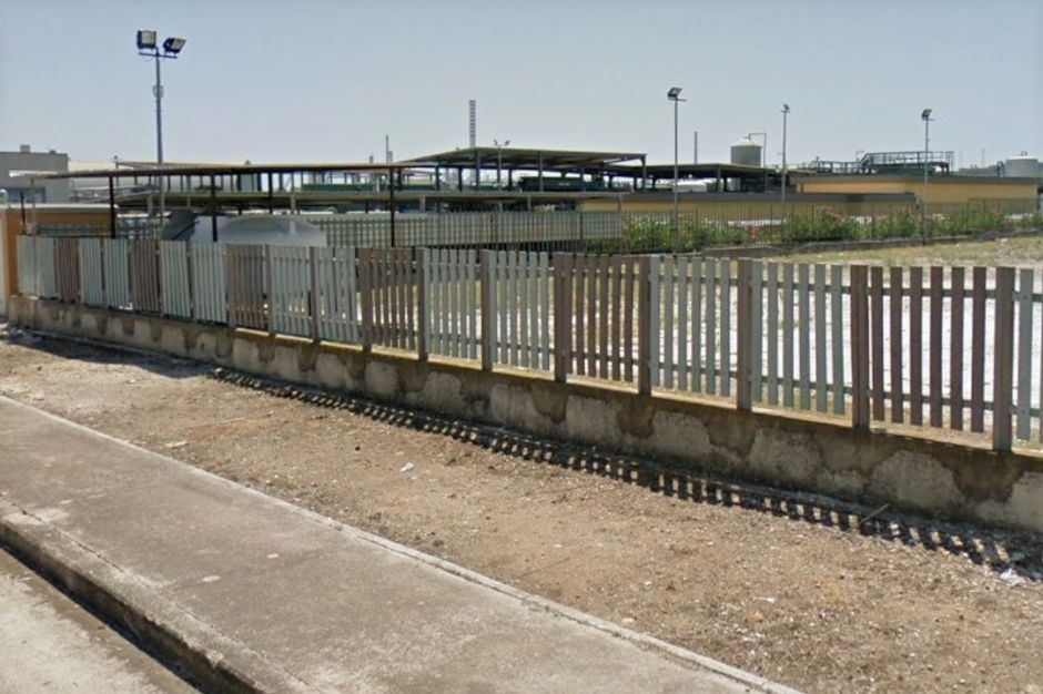 #12704 Capannone con carroponte e ampio piazzale in vendita - foto 3