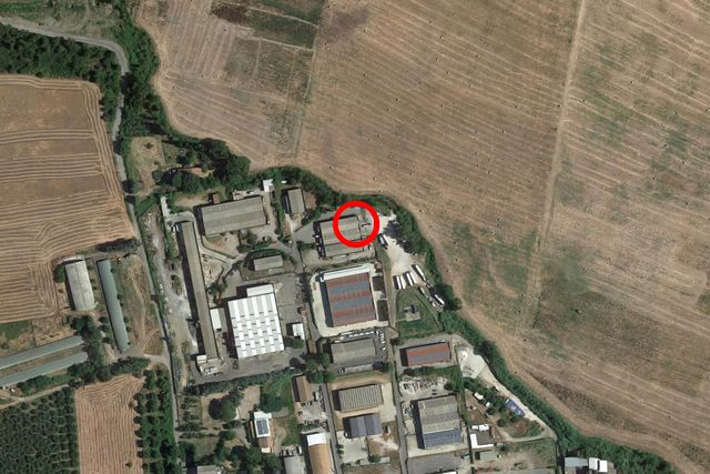 Laboratori in vendita