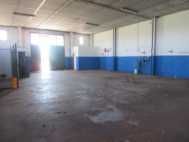 Laboratori in vendita