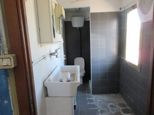 Laboratori in vendita