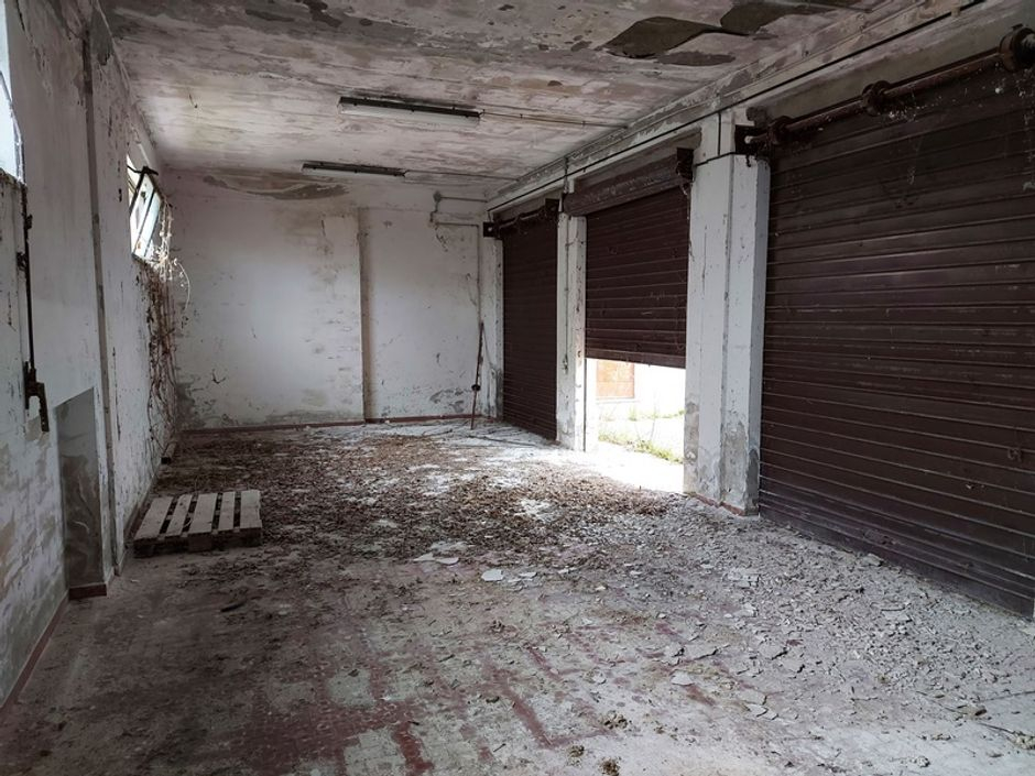 #12779 Magazzino con area pertinenziale in vendita - foto 14