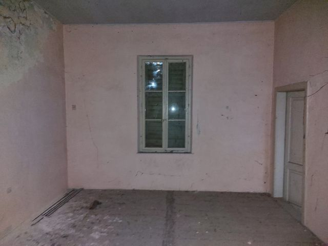 Laboratori in vendita