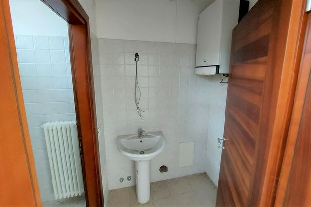 Negozi in vendita