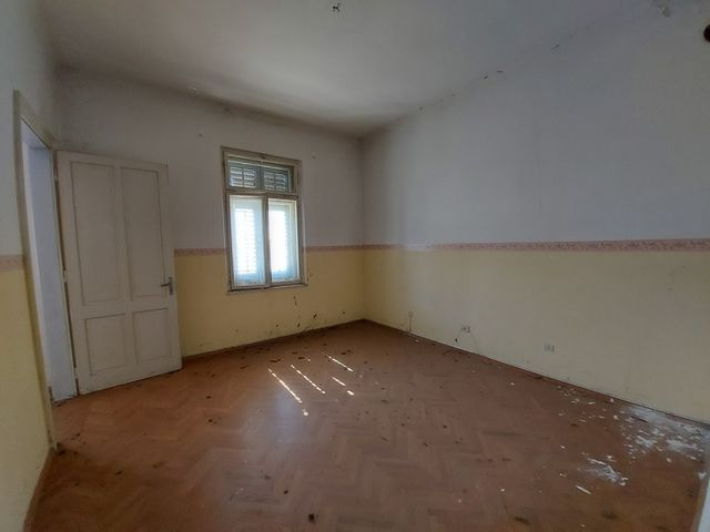 Indipendenti in vendita