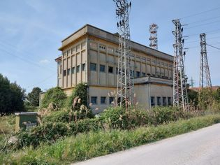 Capannoni artigianali in vendita