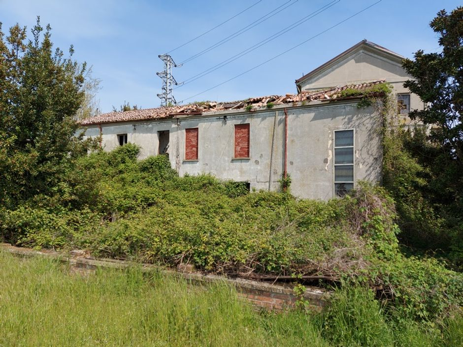 #12827 Complesso industriale da riqualificare in vendita - foto 3