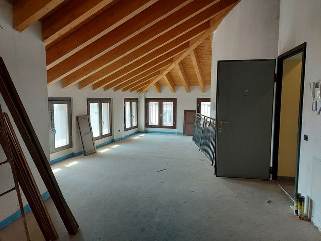 Palazzi in vendita