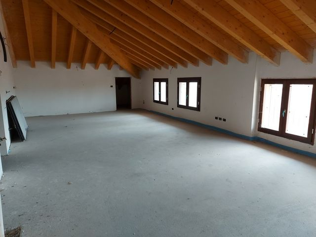 Palazzi in vendita