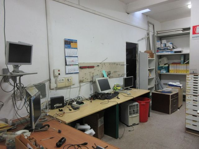 Negozi in vendita