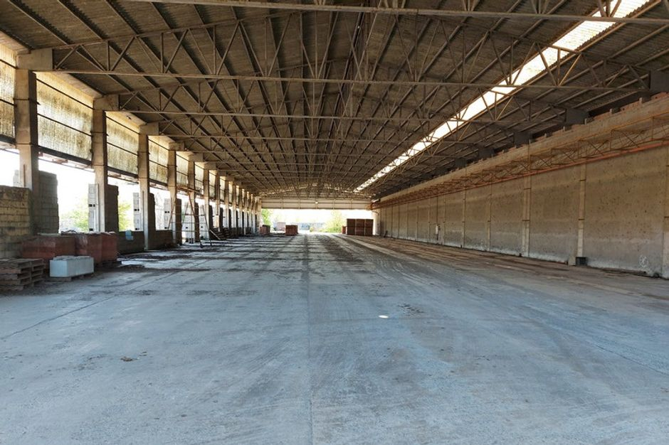 #12922 Complesso artigianale con magazzini e terreno in vendita - foto 2