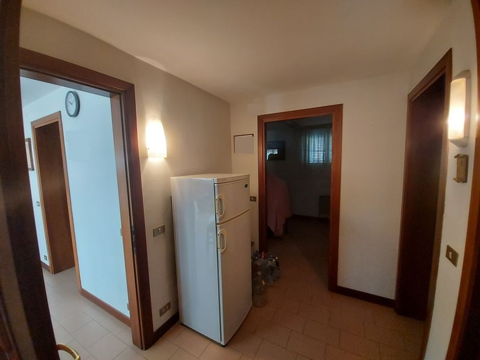 #12945 Magazzino con abitazione in vendita - foto 12