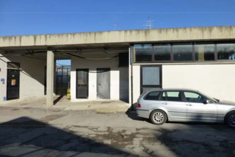 #12973 Fabbricato industriale con piazzale in vendita - foto 3