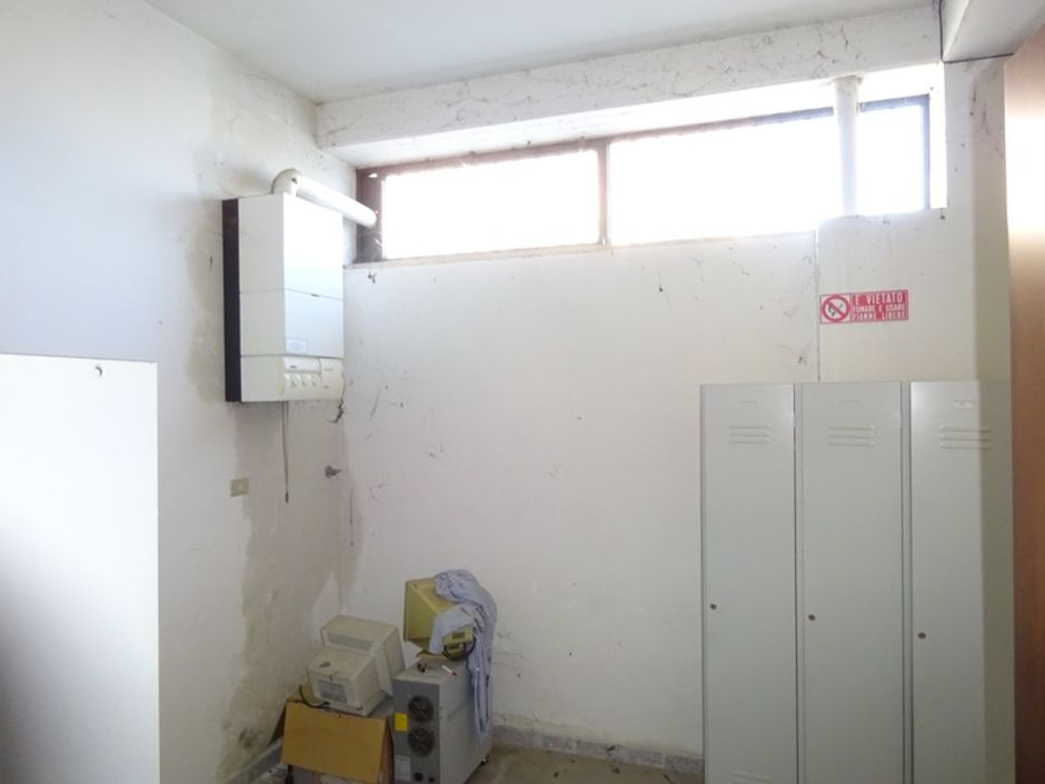 #1299 Complesso artigianale con palazzina uffici in vendita - foto 4