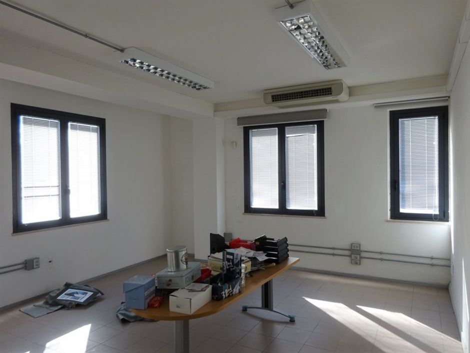 #1299 Complesso artigianale con palazzina uffici in vendita - foto 8