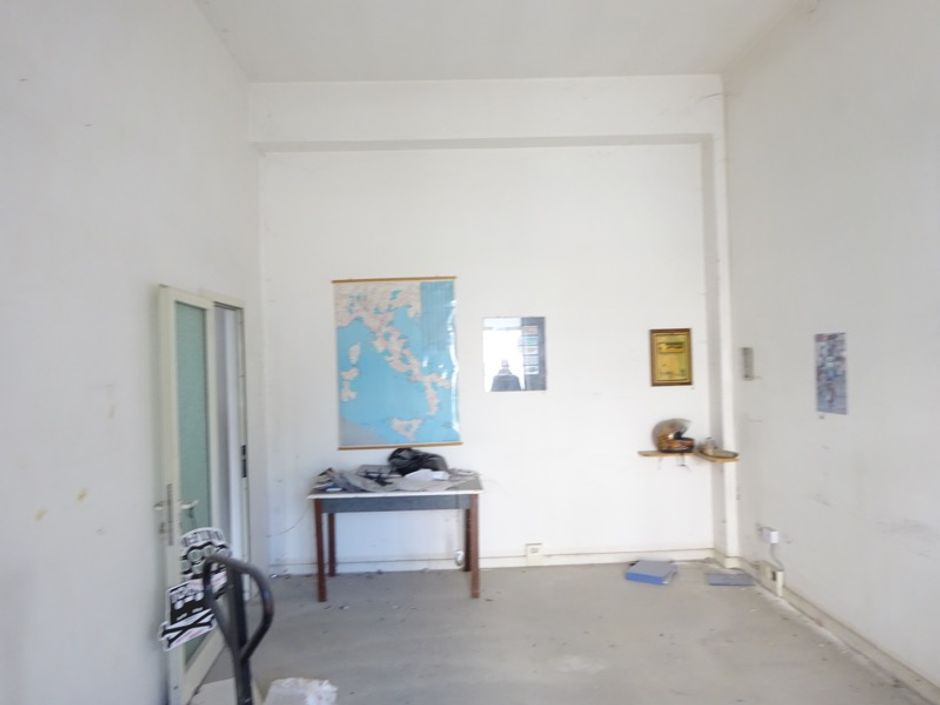 #1300 Edificio artigianale su due piani in vendita - foto 4