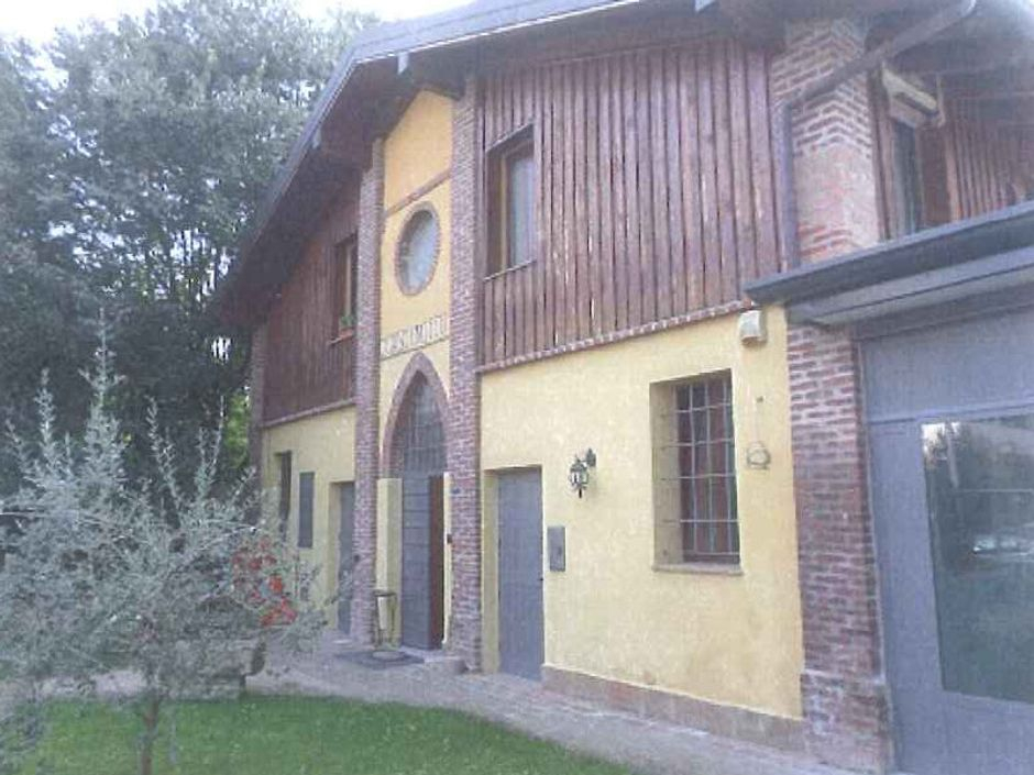#13068 Locale commerciale con corte esclusiva in vendita - foto 2