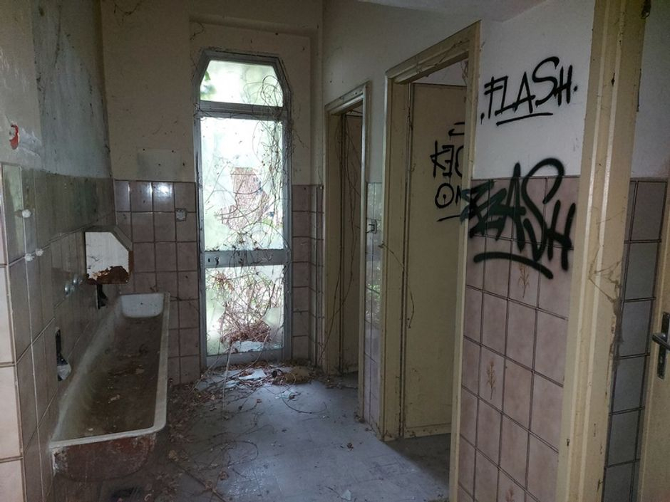 #13071 Complesso immobiliare con area di pertinenza annessa in vendita - foto 7