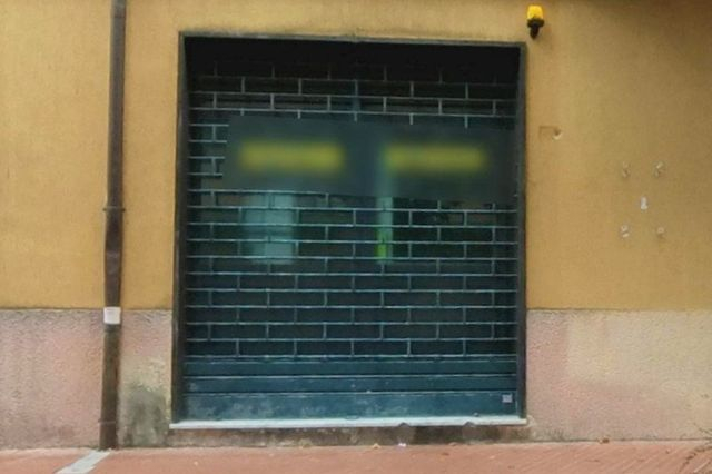 Negozi in vendita