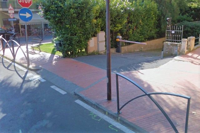 Garage in vendita
