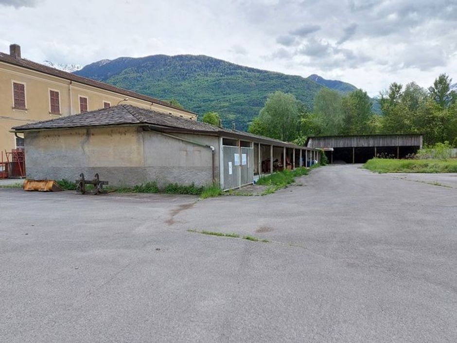 #13176 Complesso produttivo da riqualificare con terreni agricoli sparsi in vendita - foto 14
