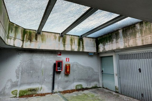 Garage in vendita